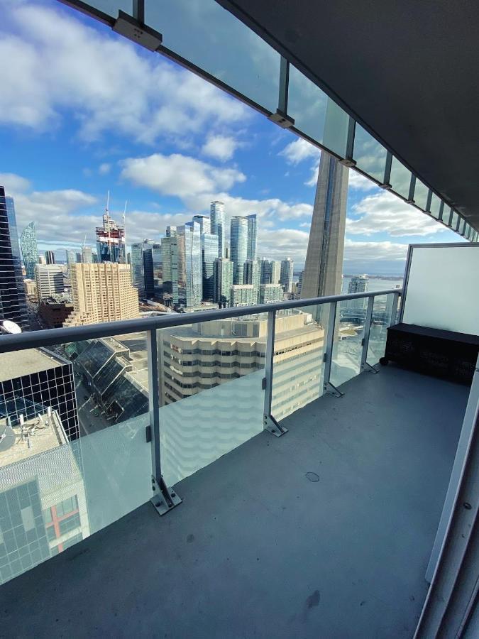 Luxury Condo On Cn Tower Toronto Kültér fotó